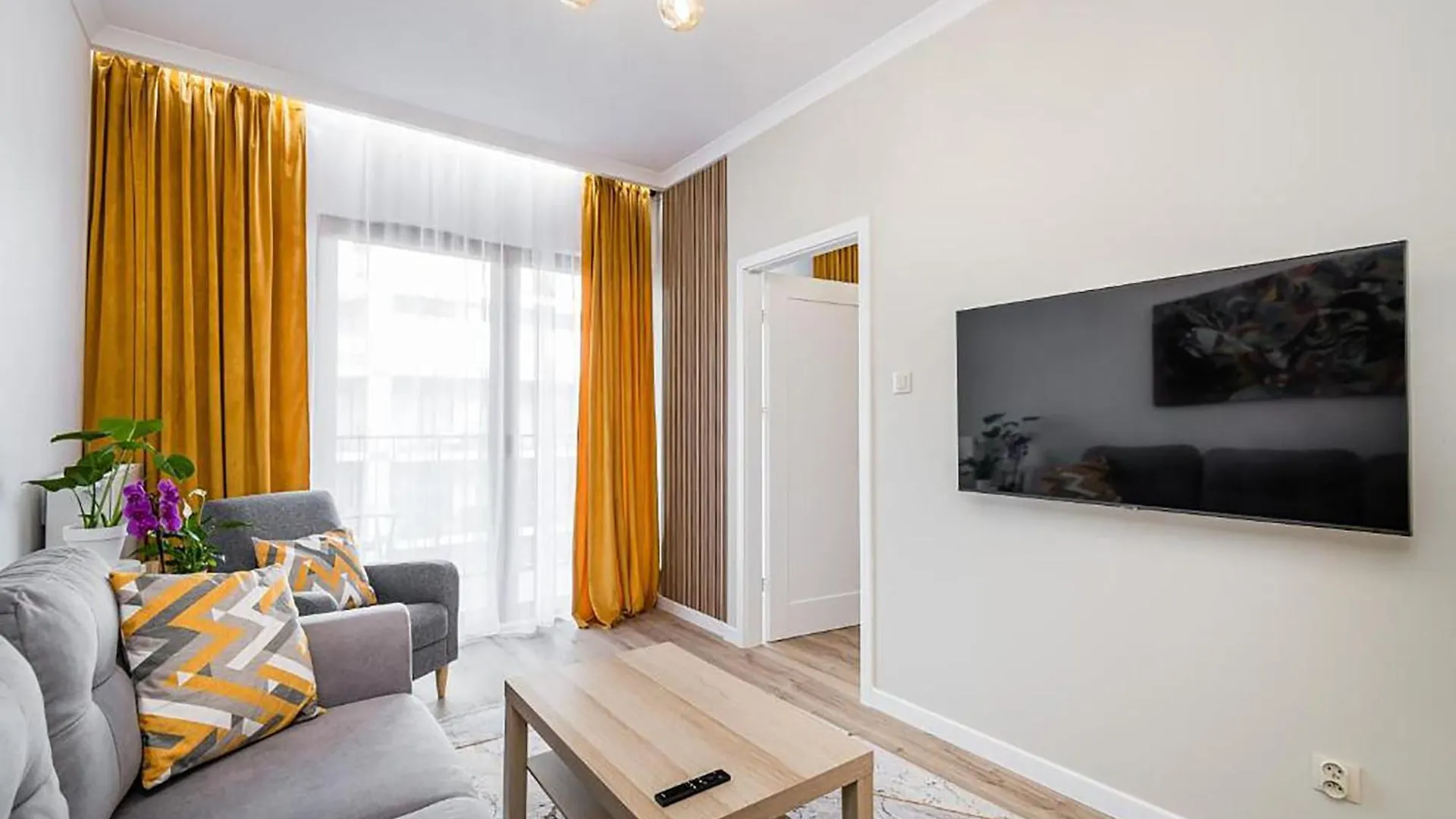 Golden Residence Apartment Krakow 0*,
