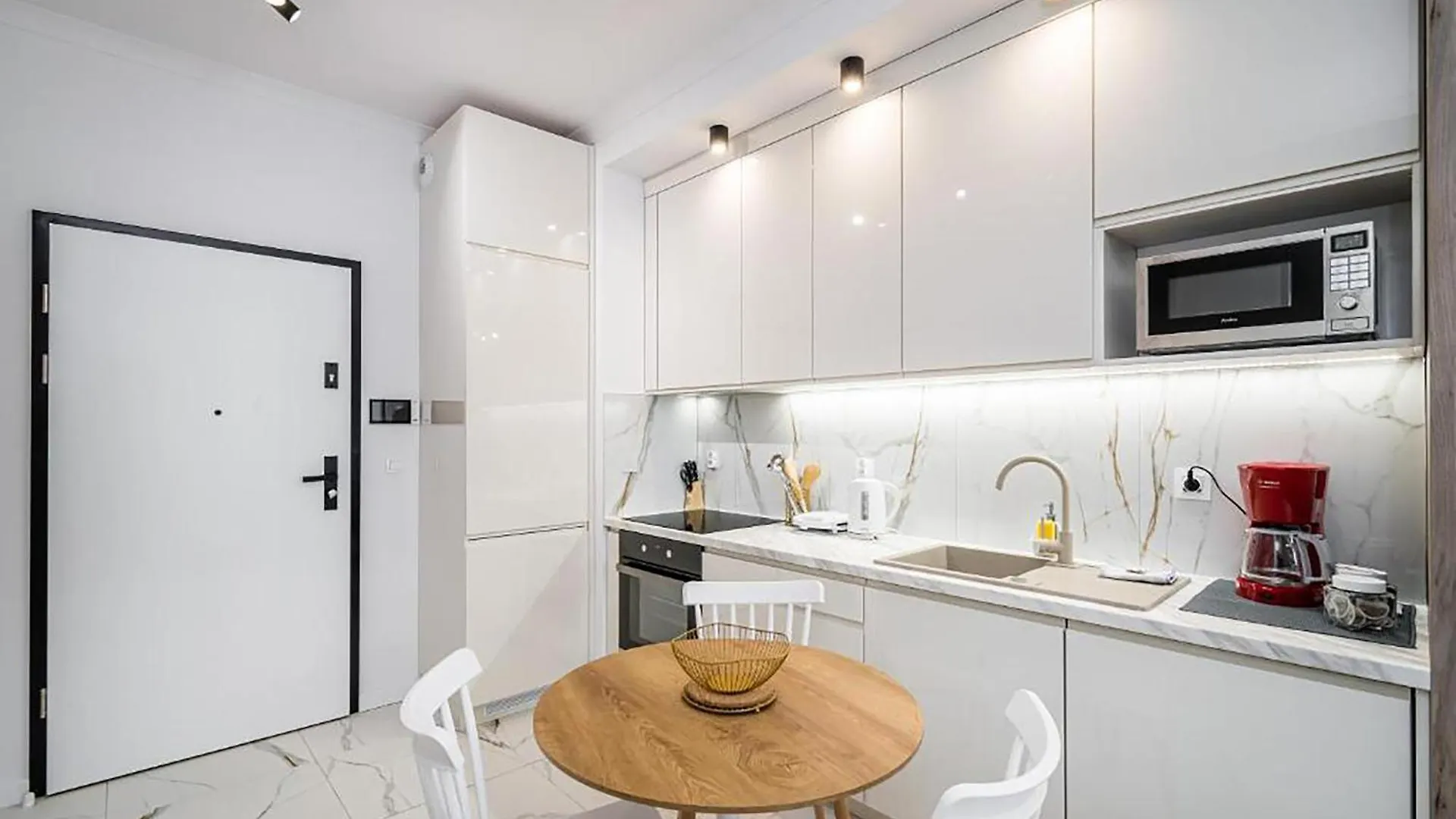 Golden Residence Apartment Krakow 0*,  Poland