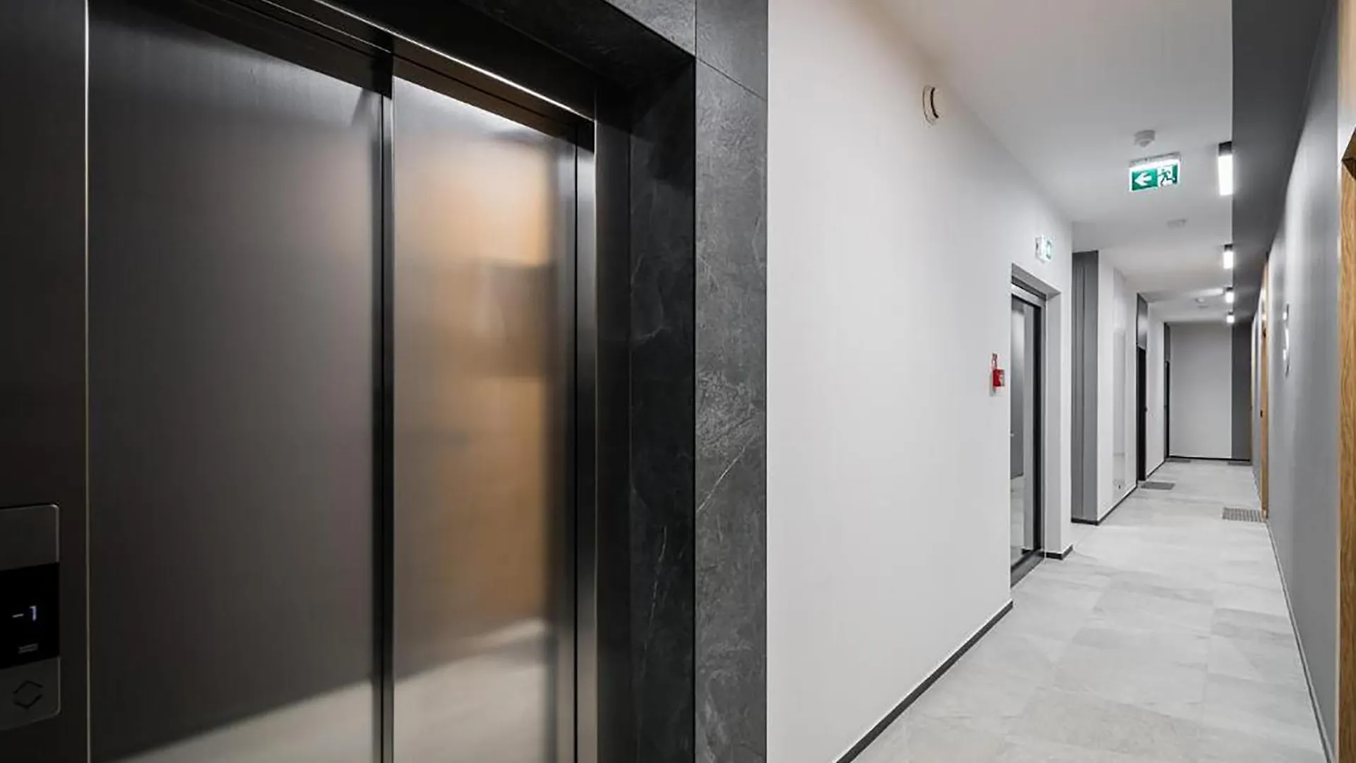 Golden Residence Apartment Krakow Poland