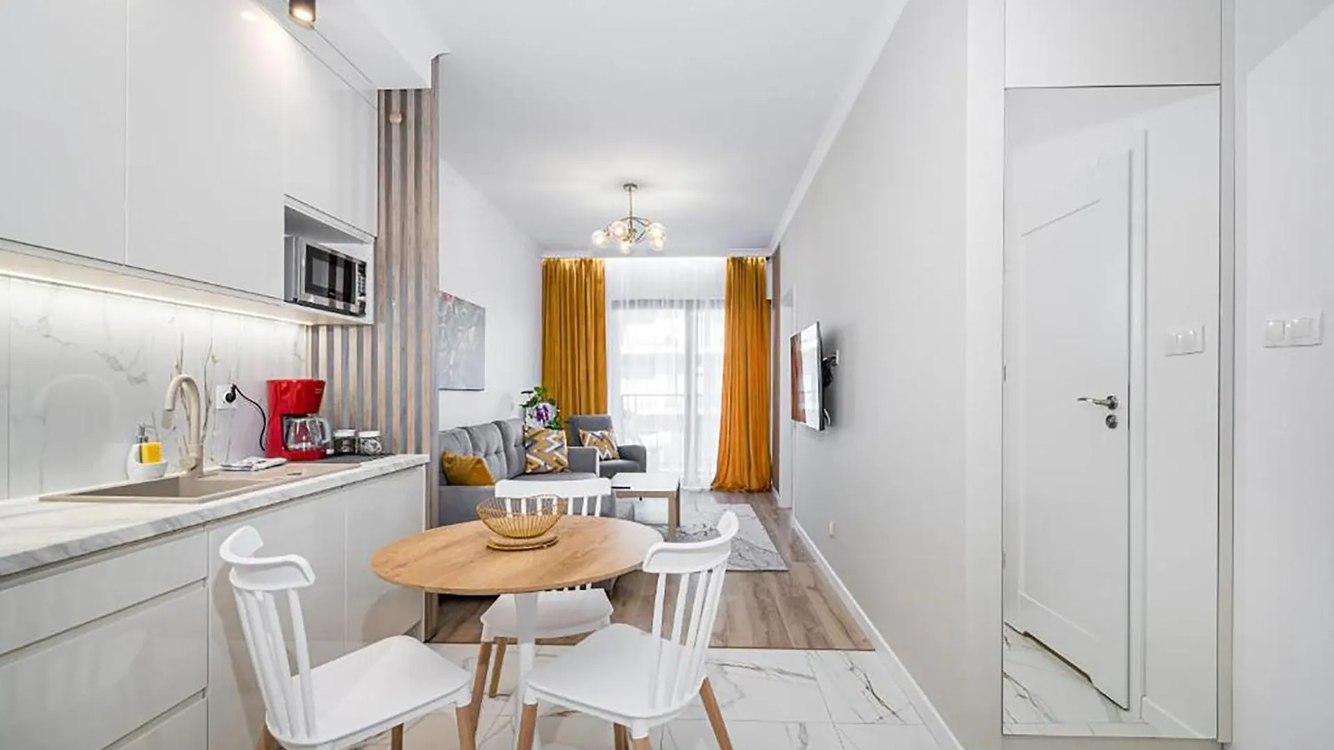 Golden Residence Apartment Krakow 0*,  Poland