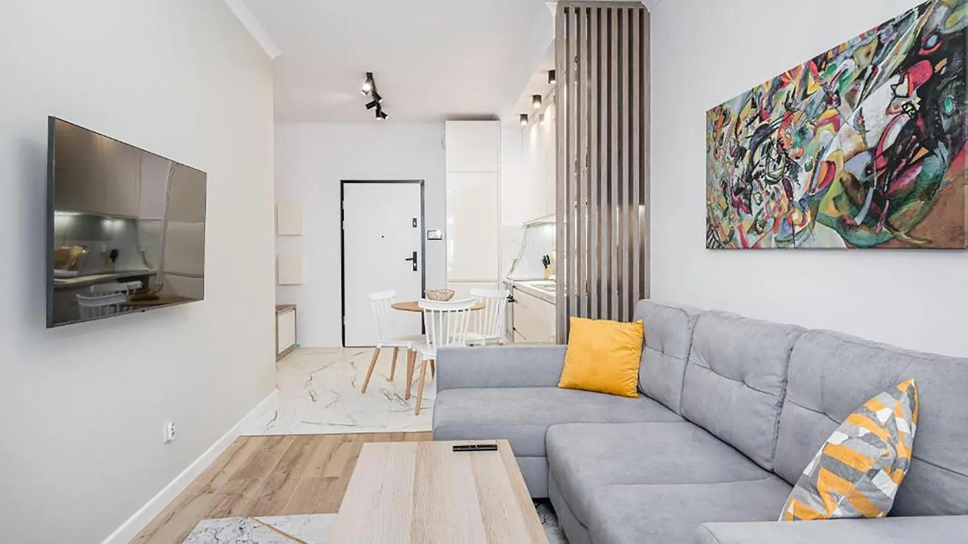Golden Residence Apartment Krakow Poland